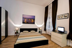 Daphne Deluxe Apartment